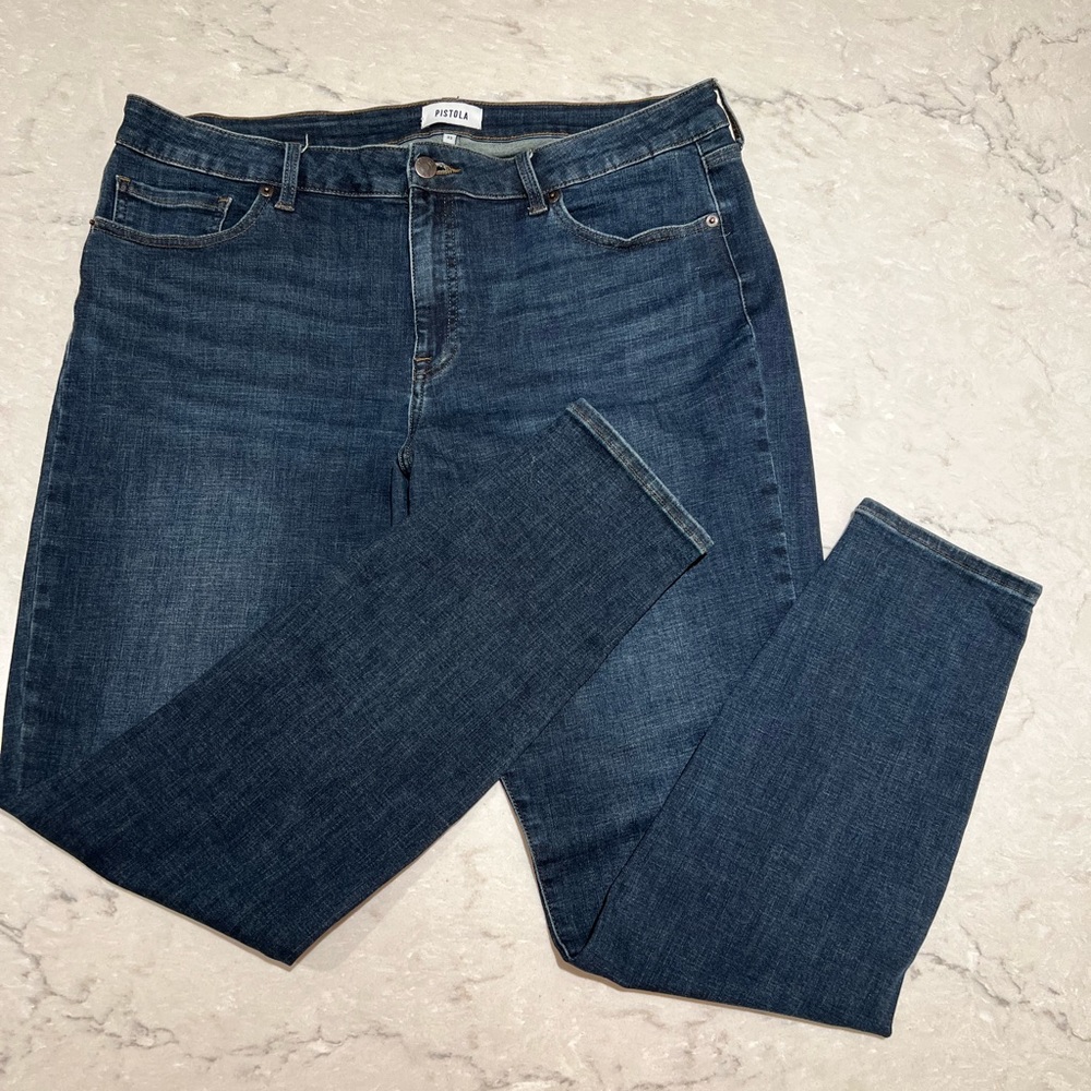 Pistola Women’s Jeans Size 33 Skinny style